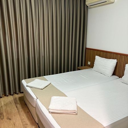 斯维伦格勒 拉邸旅舍旅舍 外观 照片